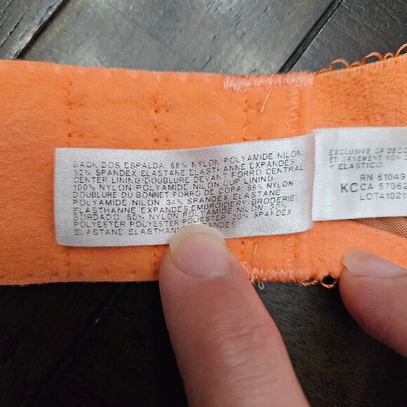 Wacoal In Bloom Embroidered Lace Bra Womens 34DD Orange Coral Lace Embroidered - Picture 11 of 11